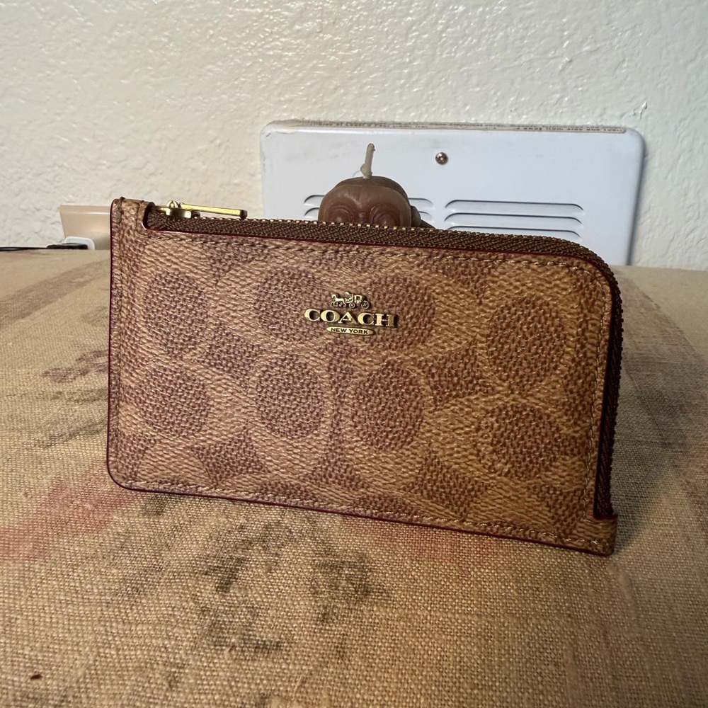 Coach Zip Card Case